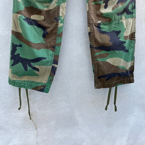 80s Military Woodland Camouflage Cargo Pants - Picture 2 of 9